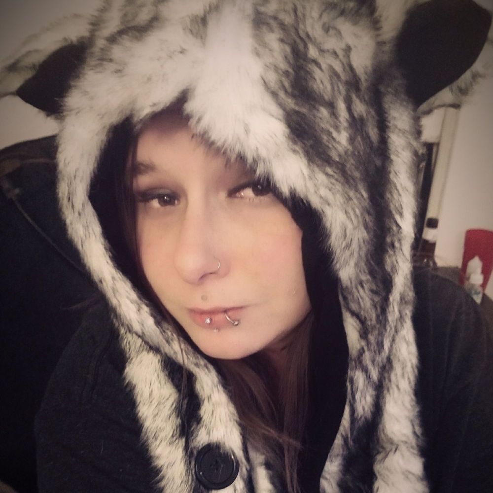 Meet your Posher, Danielle